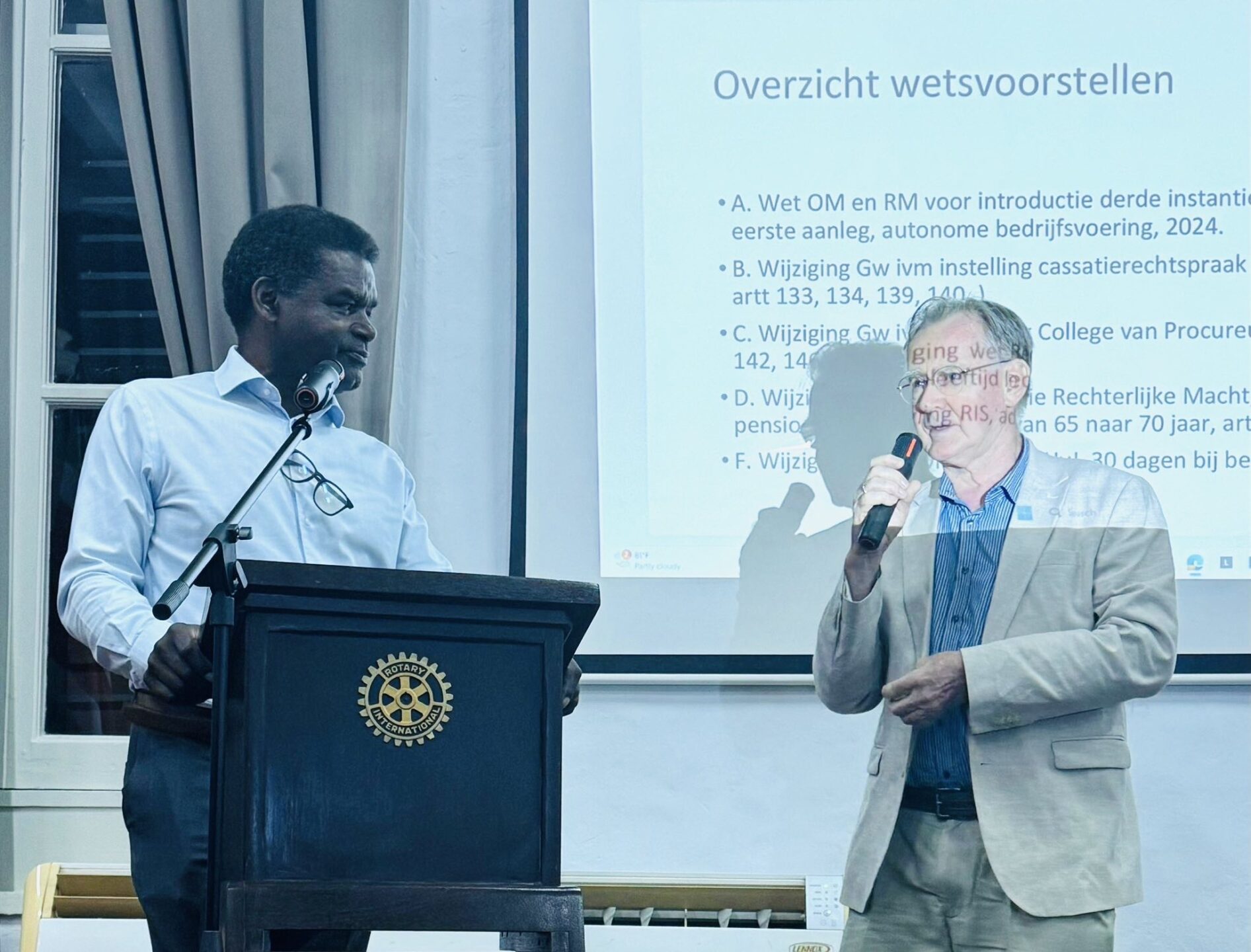 Fernandes Mendes pleit voor modernisering Surinaams rechtssysteem