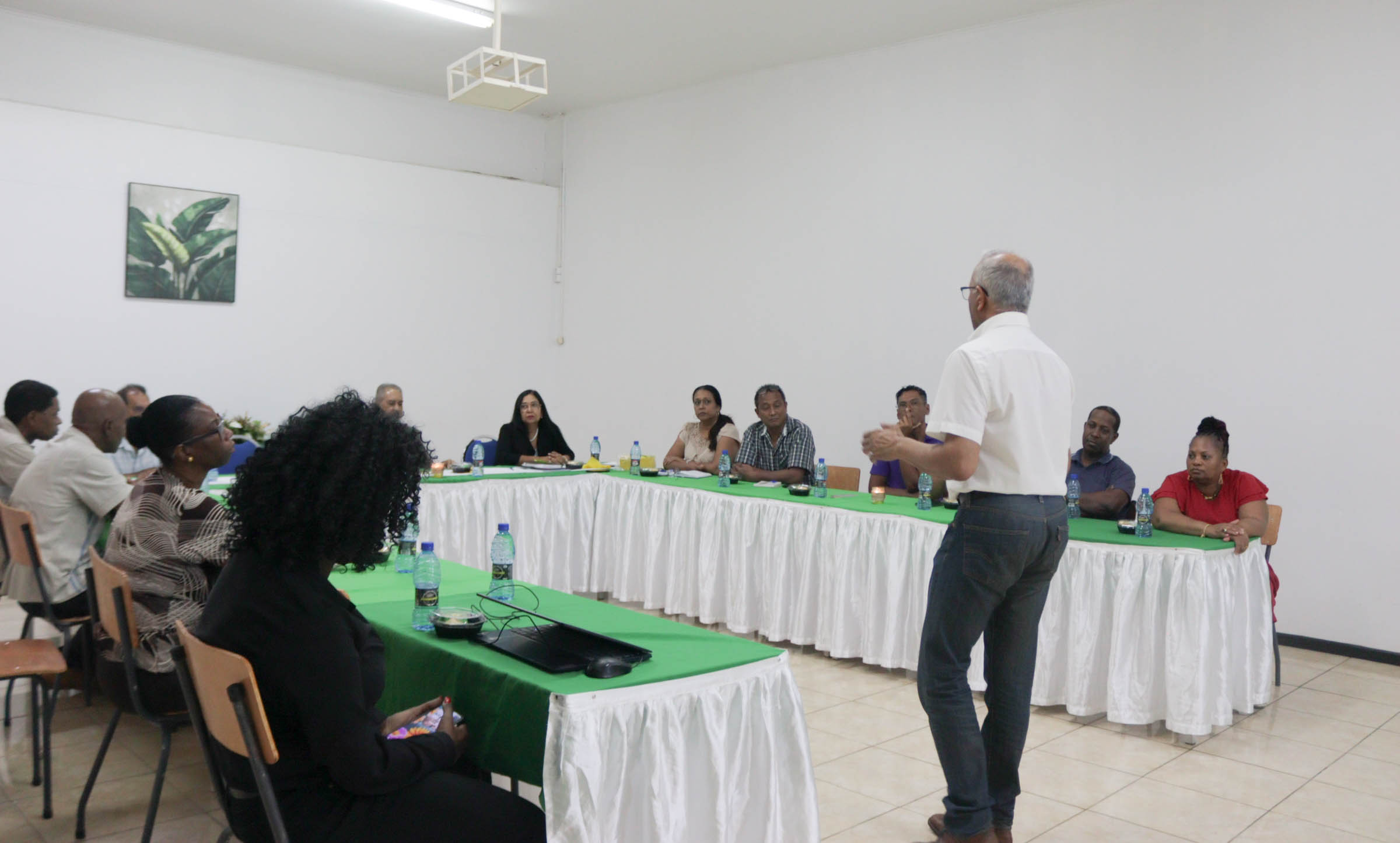 Lasinstituut moet Suriname voorzien van internationaal gecertificeerde vakmensen