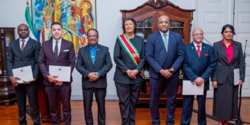Nieuwe diplomaten krijgen opdracht Suriname krachtig te vertegenwoordigen