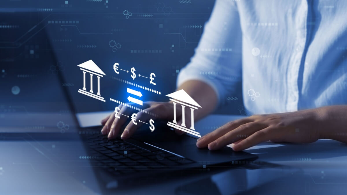 Centrale Bank en banken zetten stap naar snellere digitale betalingen in Suriname.