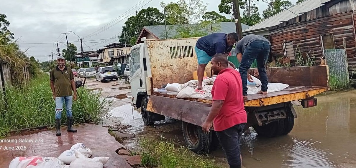 Gecoördineerde actie moet gevolgen van wateroverlast beperken.