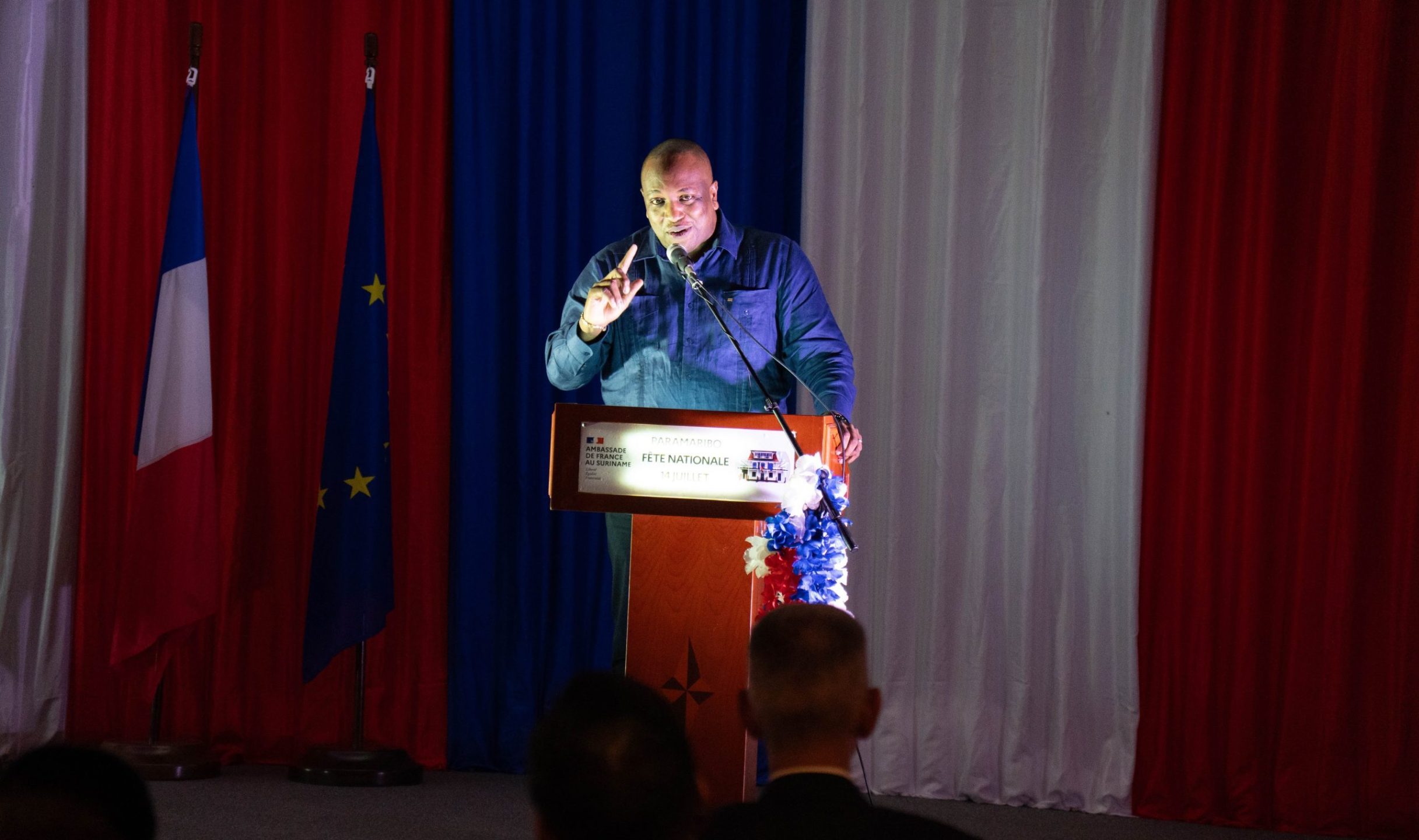 Minister Bouva spreekt op Franse Nationale Dag in Paramaribo. Foto: CDS