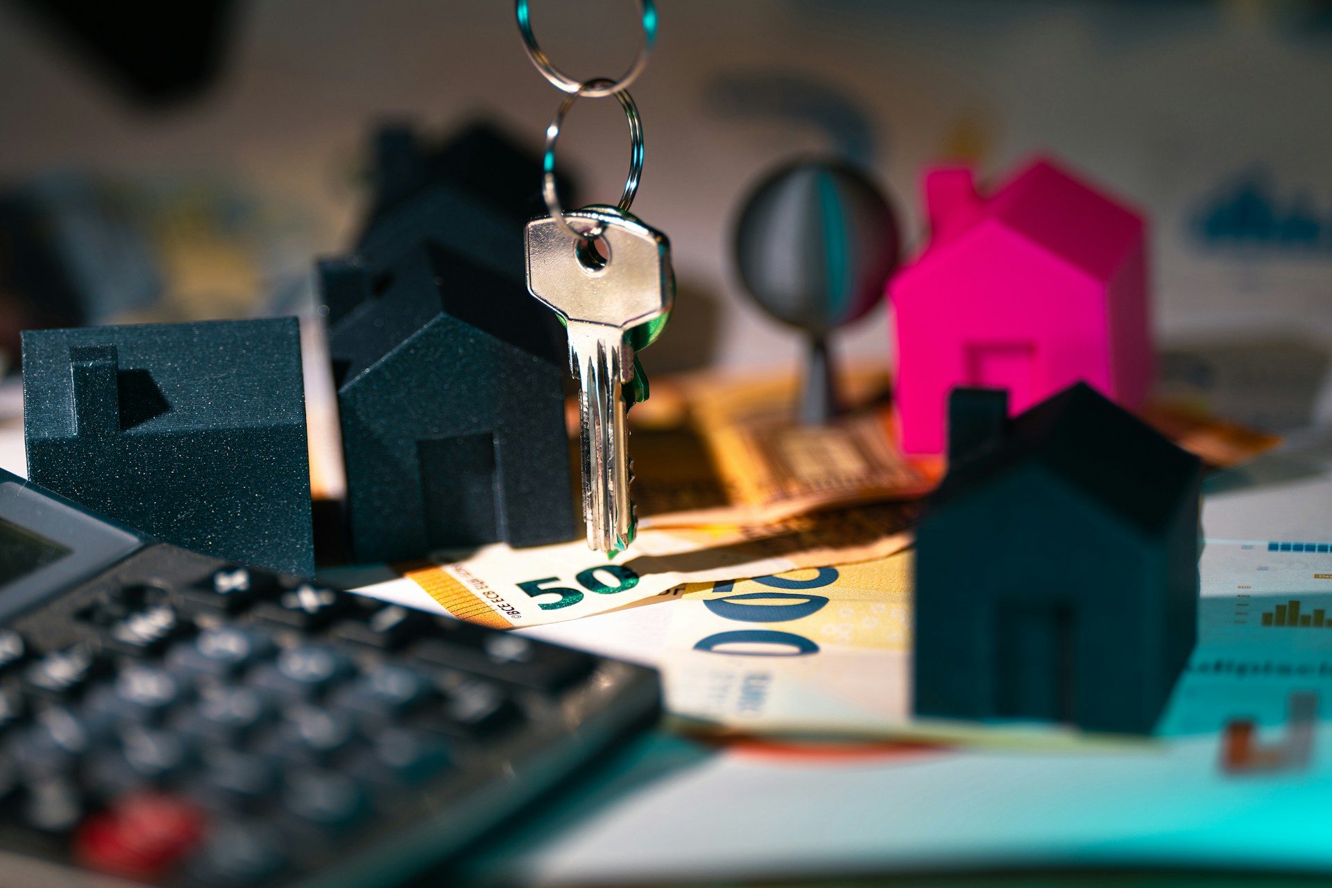 De overwaarde op een Nederlandse woning kan kansen bieden voor vastgoed in Suriname, maar zowel Nederlandse als Surinaamse regels spelen een rol.