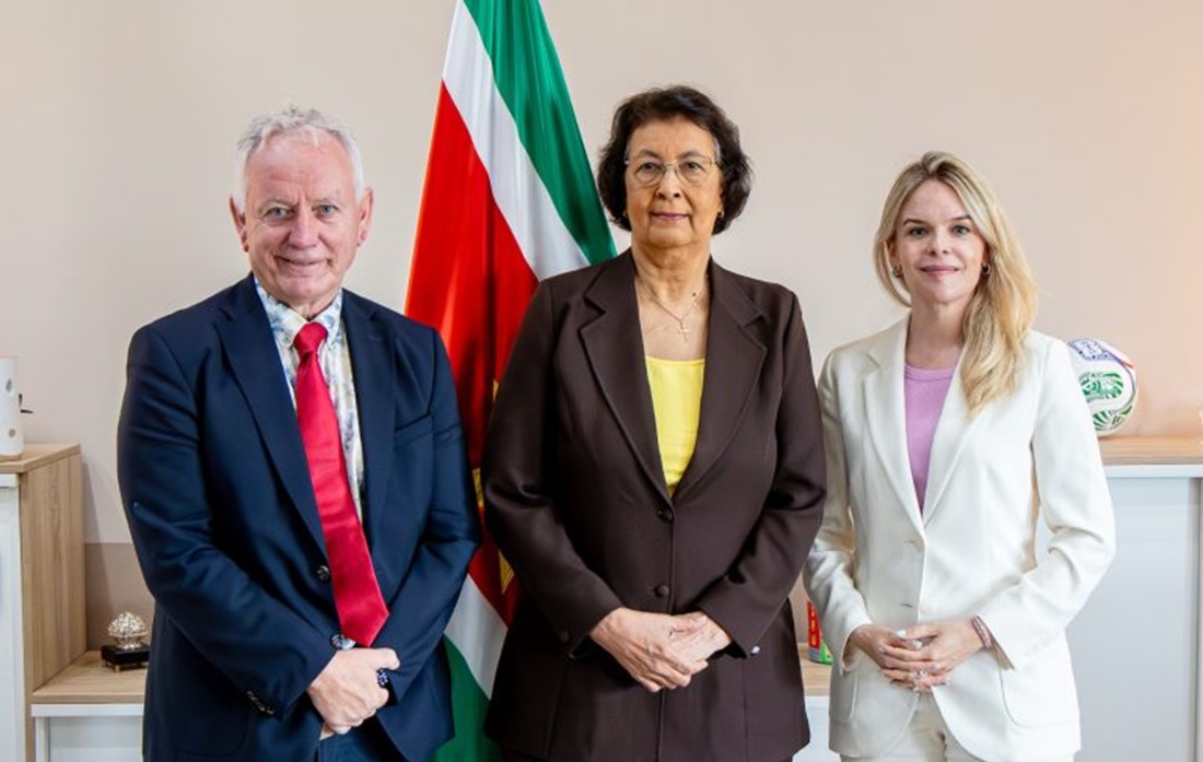 Rapporteurschap Suriname centraal tijdens ontmoeting met president Simons