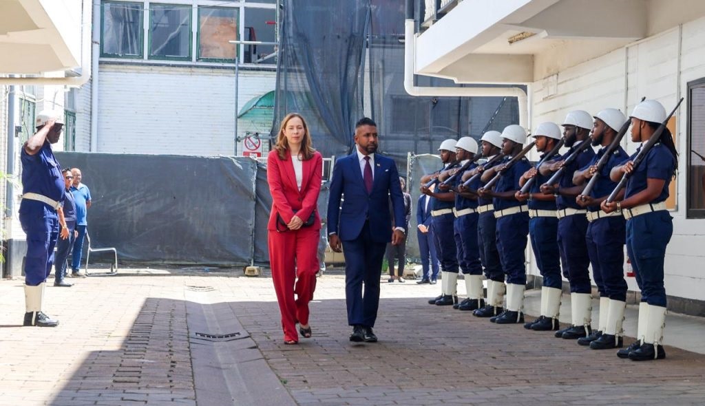 Suriname en Nederland bespreken versterking samenwerking op gebied van Justitie en Veiligheid.