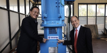 De nieuwe pompinstallatie aan de Sommelsdijks Kreek bestaat uit drie pompen en is met financiële steun van Japan gerealiseerd. Foto: CDS