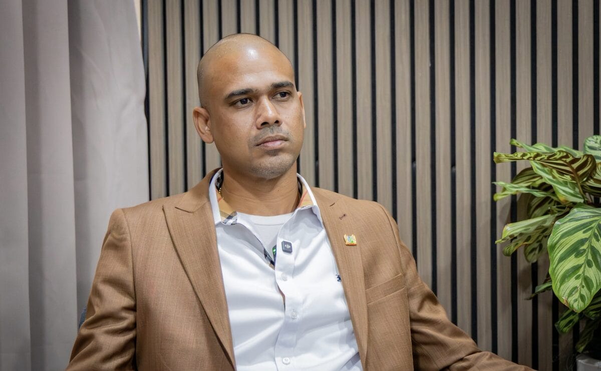 Faizel Baarn. De M.V. Canawaima onderhoudt de belangrijke veerverbinding tussen Suriname en Guyana en mag voorlopig tot 28 september blijven varen. Foto: CDS