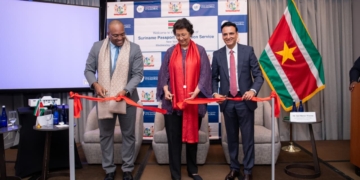 Nieuwe dienstverlening voor Surinamers in het buitenland.