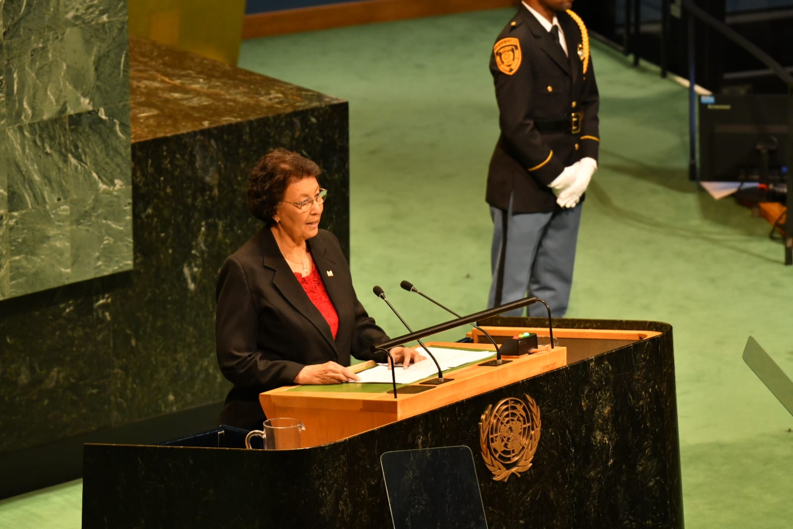 President Simons: ‘Dialoog is het enige antwoord’.