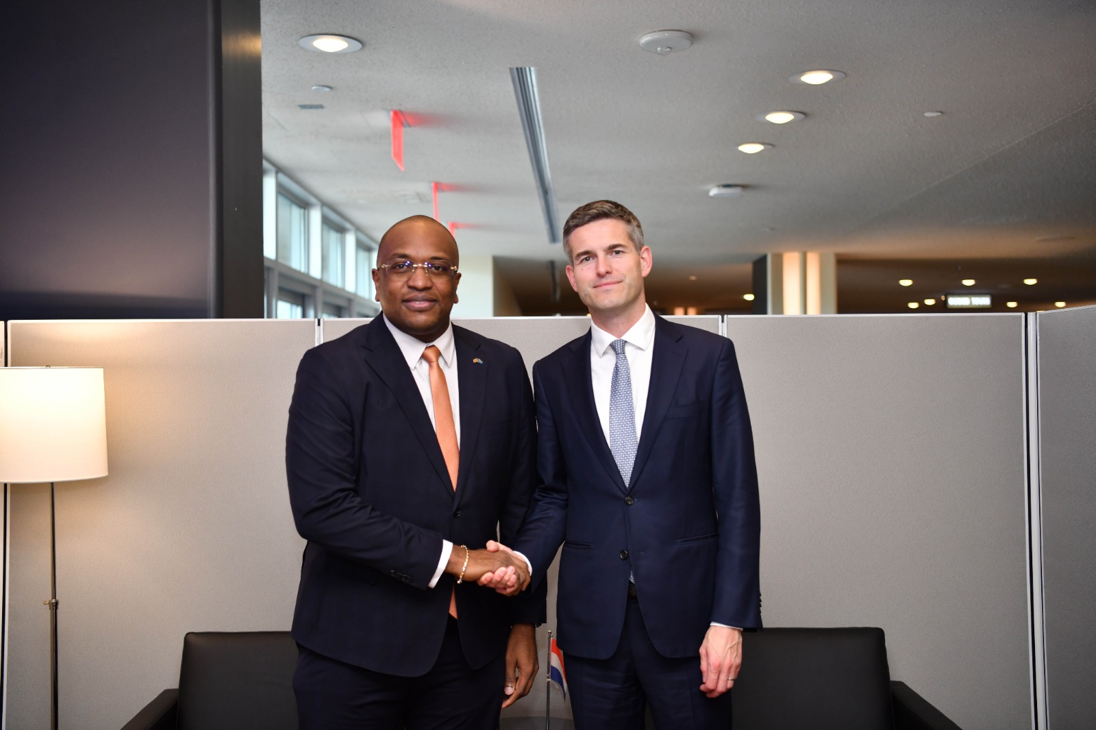 Ministers Melvin Bouva en Tom Berendsen bespraken in New York onder meer de Schengenvisumprocedure voor Surinamers. Foto: CDS