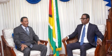 Guyana en Suriname zetten in op verdere verdieping van bilaterale samenwerking