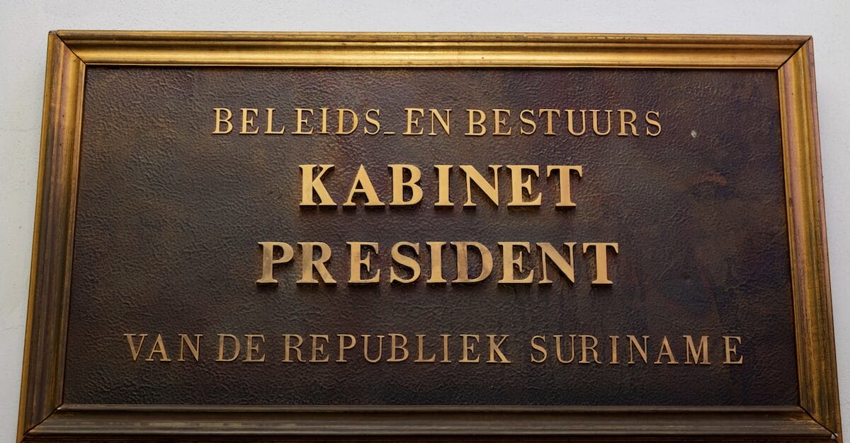 kabinet president suriname