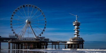 scheveningen strand den haag nederland