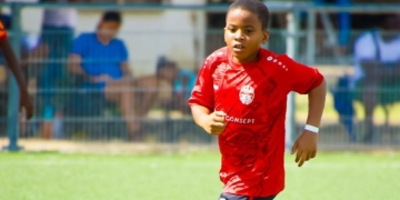 “Wanneer zal dit eindelijk ophouden?”: jonge voetballer boos om racisme