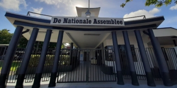 Suriname bereidt parlementaire behandeling voor van luchtvaartovereenkomst met de VS.