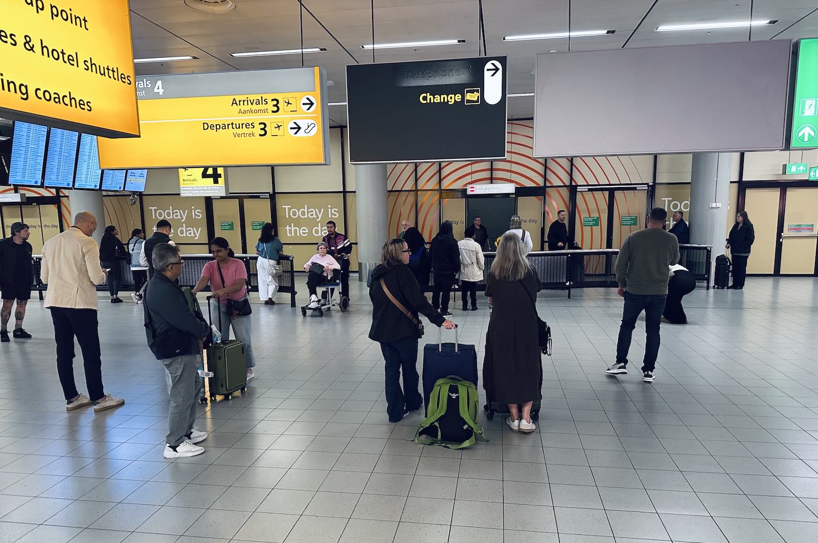 Schiphol aankomsthal 4 wordt dikwijls gebruikt voor Surinamevluchten.