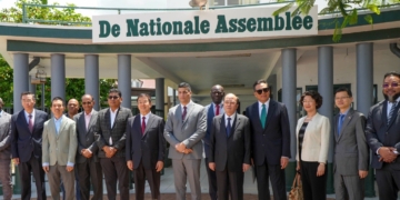 Suriname en China blikken in DNA vooruit op volgende fase van hun diplomatieke relatie.